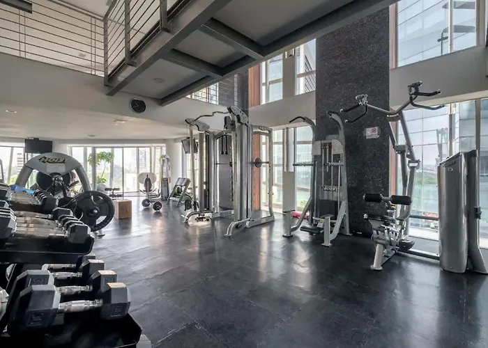 Polanco 2br Skyline Balcony Gym & Sauna